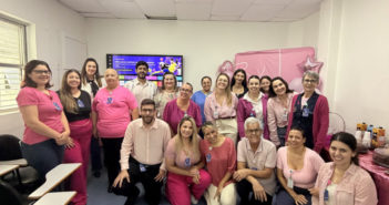 Orientações sobre prevenção e relato de superação marcam encerramento do Outubro Rosa no HM